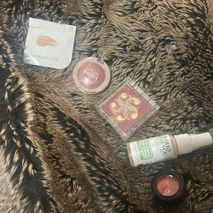 MISC 5 Piece Beauty Bundle ✨